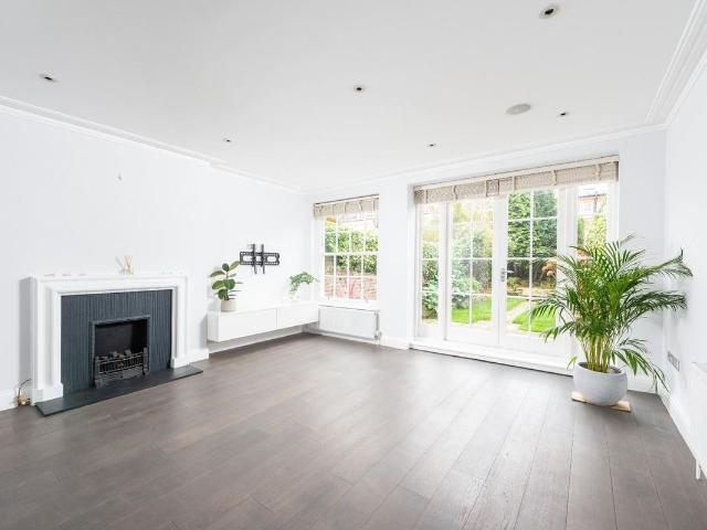 House for rent in St. John's Wood, Greater London