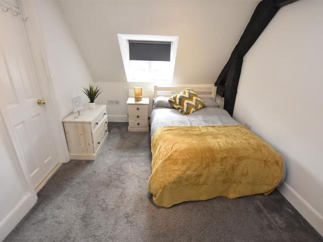Room for rent in St Clements, Worcestershire