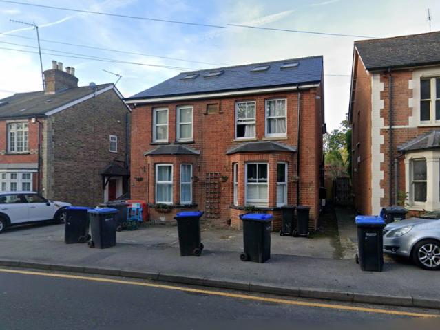House for rent in Row Town, Surrey