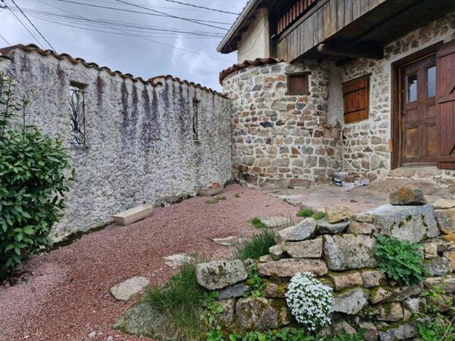 Maison vente à Roanne, Saint-just-en-chevalet