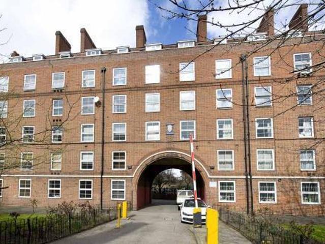 Apartment for rent in Tower Liberty, Wapping