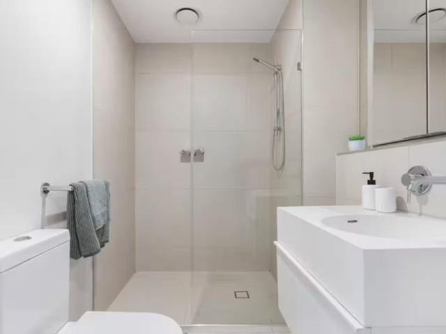 Room for rent in Camerons Creek, Victoria