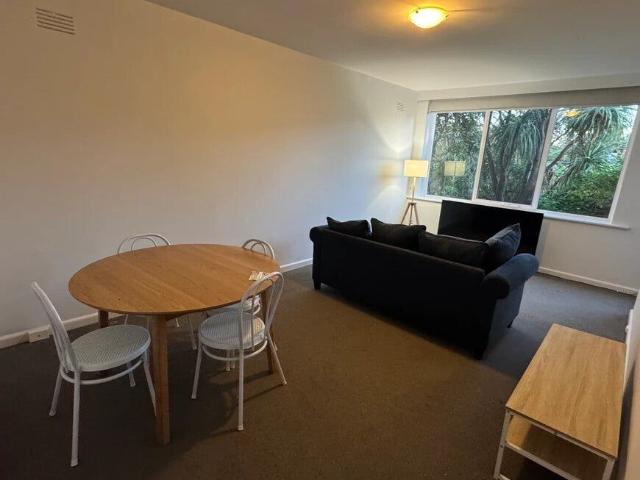 Room for rent in Camerons Creek, Victoria