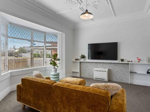 House for rent in Otakou
