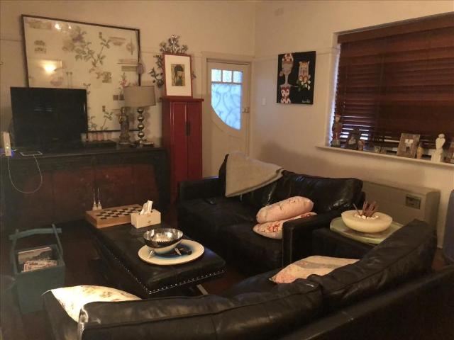 Room for rent in Camerons Creek, Victoria