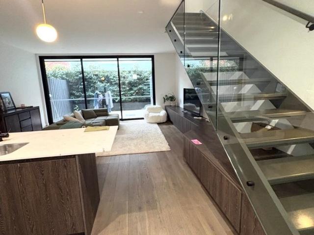 Room for rent in St Kilda East, Melbourne