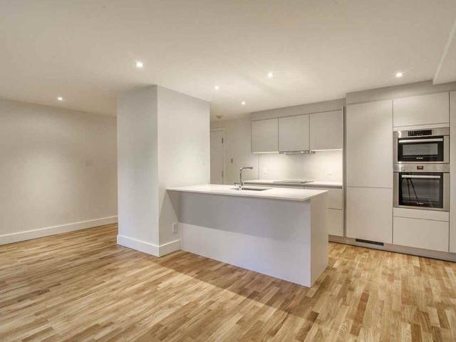 Apartment for rent in Saint-Lambert, Montérégie