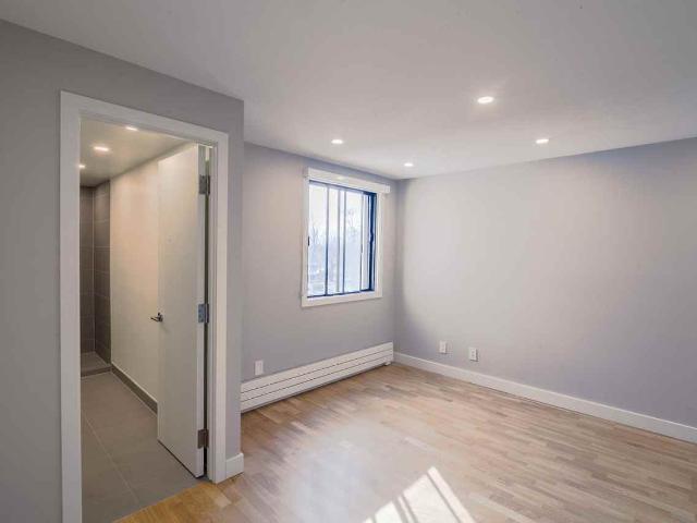 Apartment for rent in Saint-Lambert, Montérégie