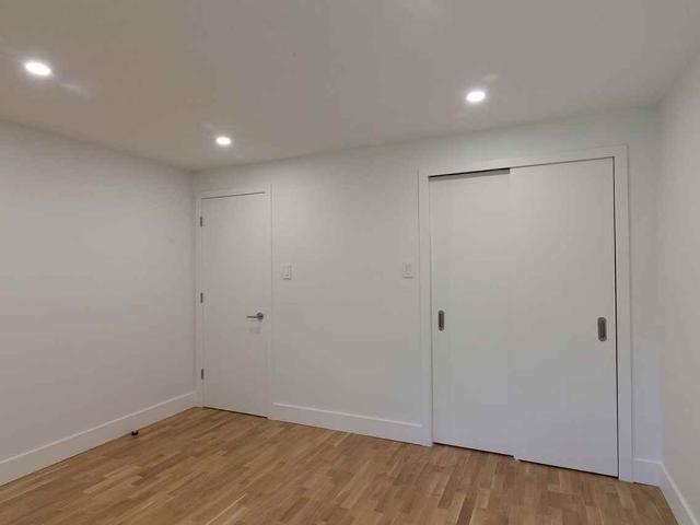 Apartment for rent in Saint-lambert, Quebec