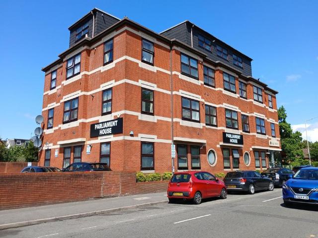 Apartment for rent in Slough