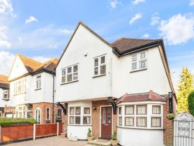House for sale in Pinner, Greater London