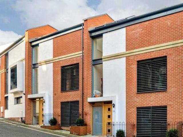 House for rent in Heigham Grove, East Bank