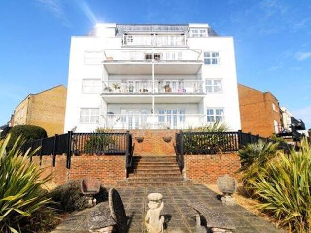 House for sale in Sovereign Harbour, Eastbourne
