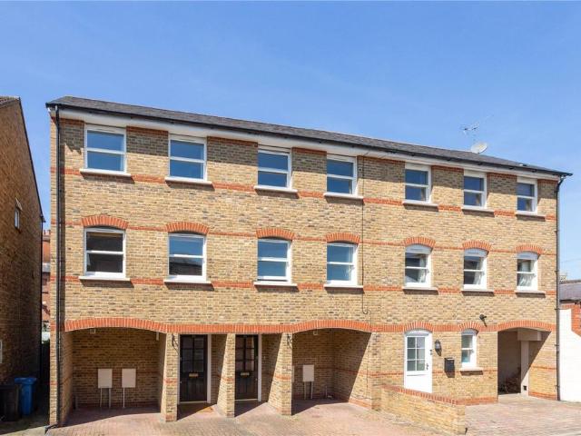 House for rent in Clewer Village, Windsor
