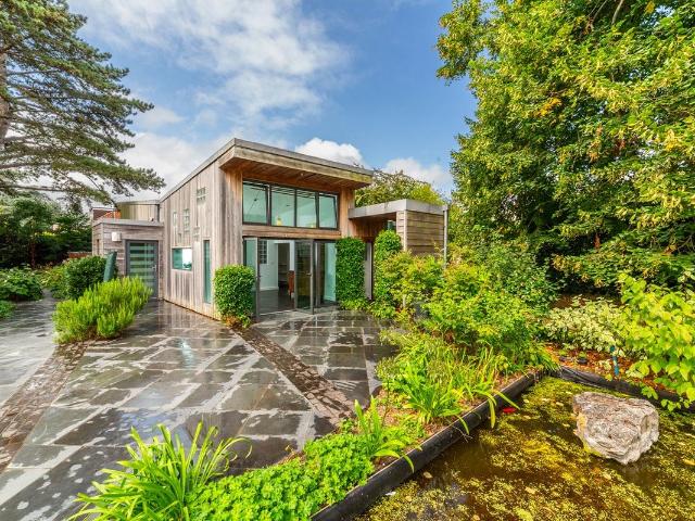 House for rent in St Leonards, Watergate