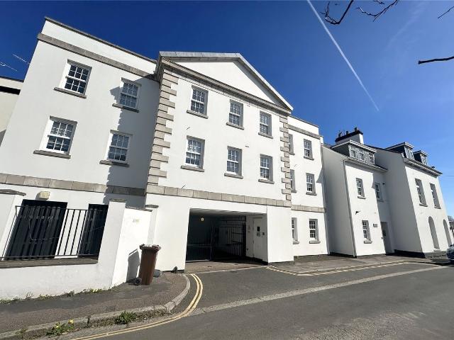 Apartment for rent in St Leonards, Watergate