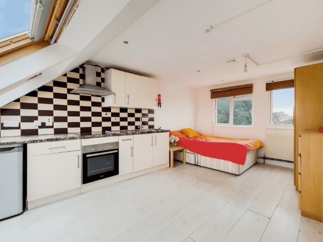 Apartment for rent in London Borough of Hounslow, Greater London