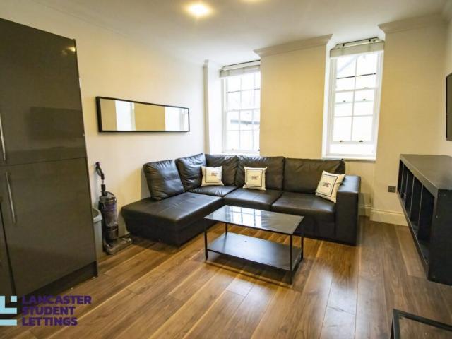 Room for rent in Moorlands, Bare