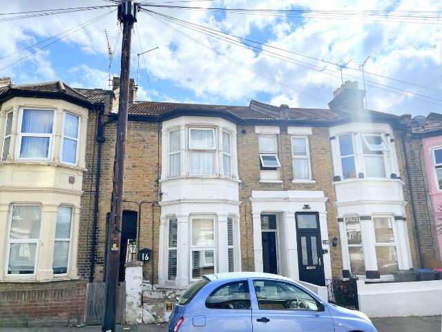 Apartment for rent in Alton Barnes, Essex