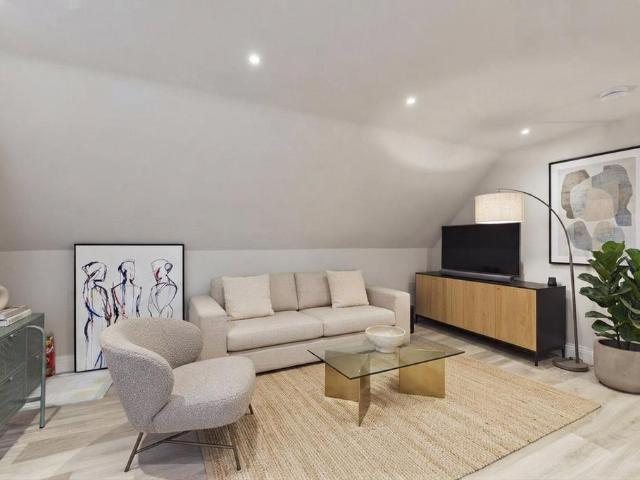 House for rent in Clewer Village, Windsor