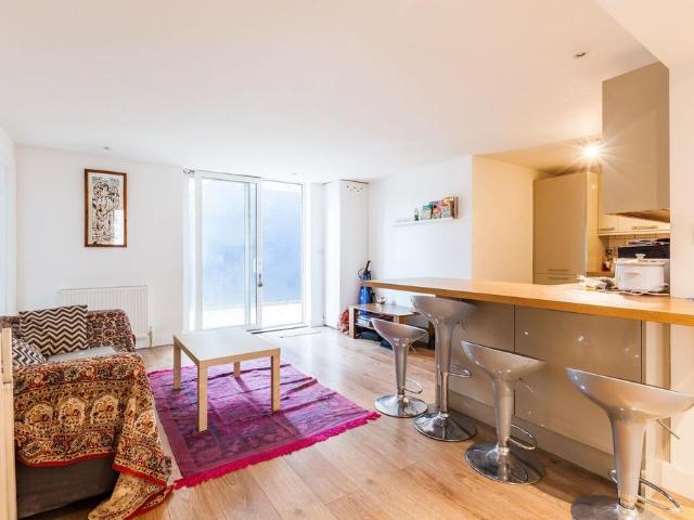 Apartment for rent in Bromley-by-Bow, Bow