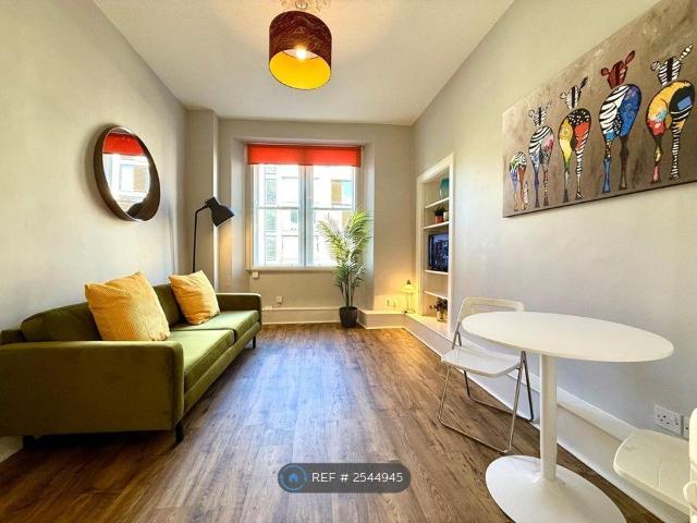 Apartment for rent in Southside, Scotland