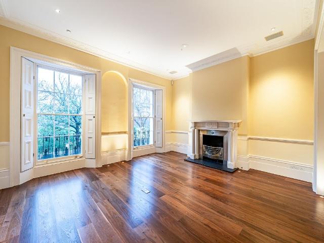 Apartment for rent in Chelsea, Cat Hill