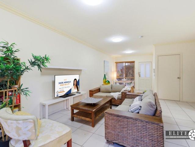 Townhouse for sale in Toombul, Queensland