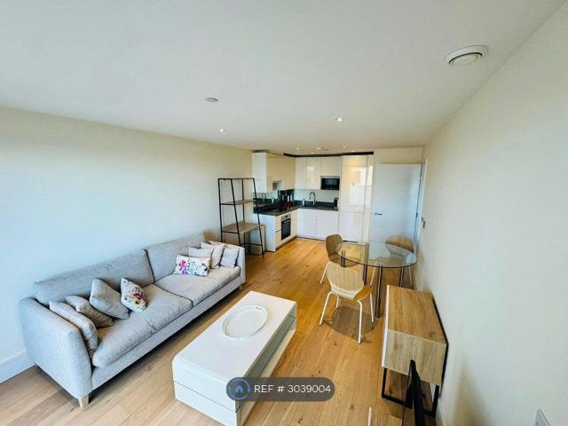 Apartment for rent in Clapham, Greater London