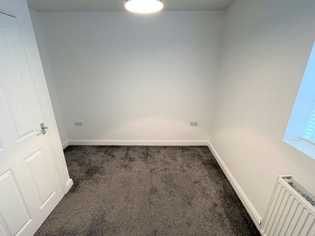 House for rent in Duston, Upton