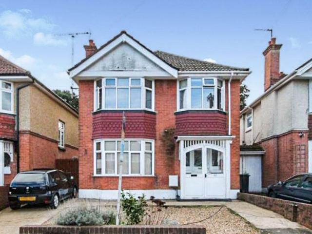 Apartment for rent in Charminster, Bournemouth
