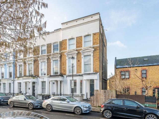 Apartment for rent in Kensal Town, Greater London