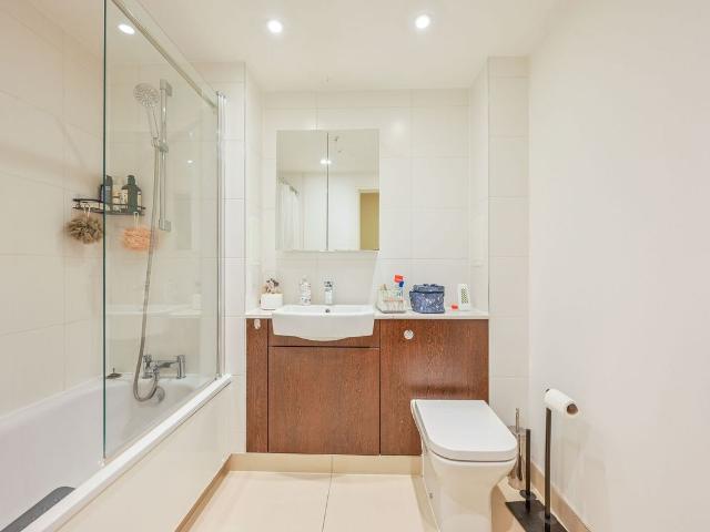 Apartment for rent in Canning Town, Greater London