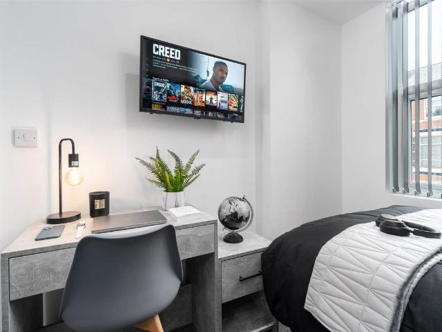 Room for rent in West Midlands