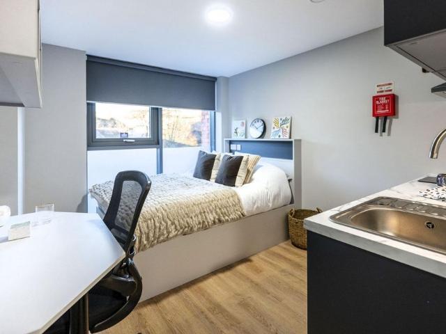 Studio for rent in Merchant City, Scotland