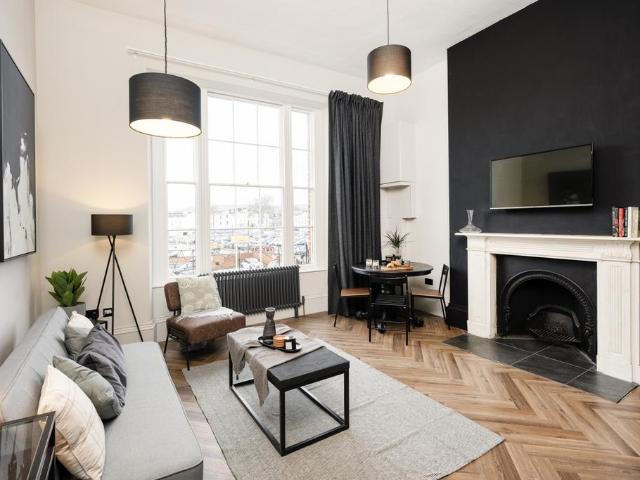 Apartment for rent in Golden Valley, Gloucestershire