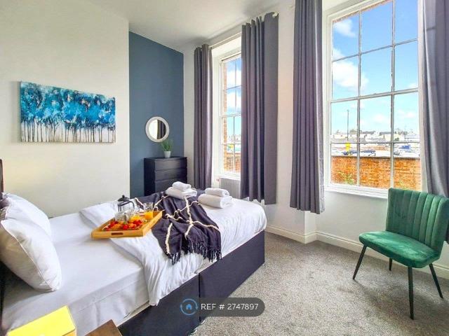 Apartment for rent in Ewens Farm, Golden Valley