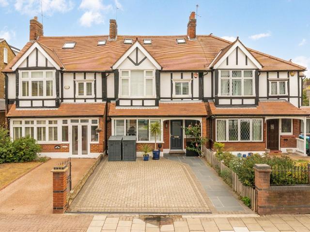 Apartment for rent in London Borough of Richmond upon Thames, Greater London