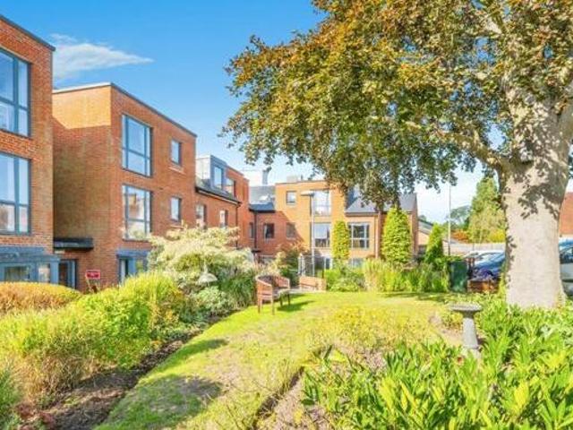 House for sale in Littlecote, West Sussex