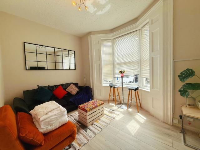 Apartment for rent in Brunswick, Brighton