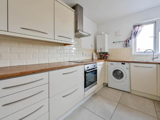Apartment for rent in Surbiton, Greater London