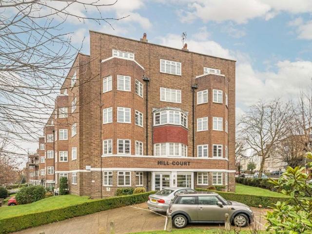 Apartment for rent in Royal Borough of Kingston upon Thames, Greater London