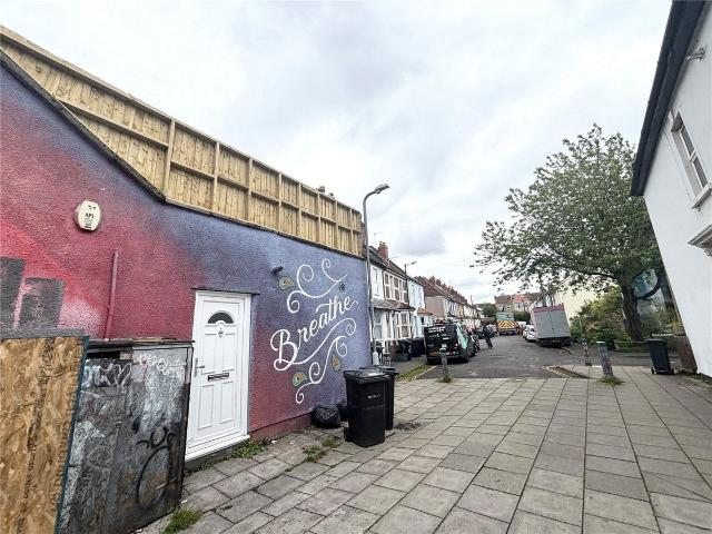 Room for rent in Easton, Feckenham