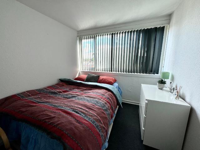 Room for rent in Tipton, West Midlands