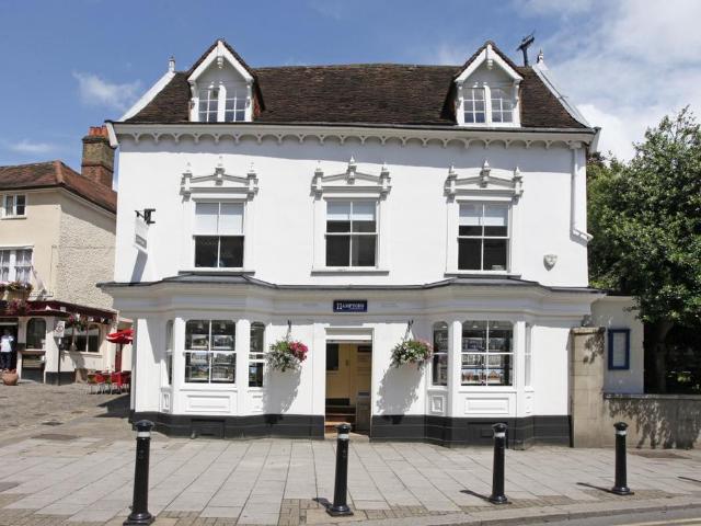 House for rent in Clewer Village, Windsor