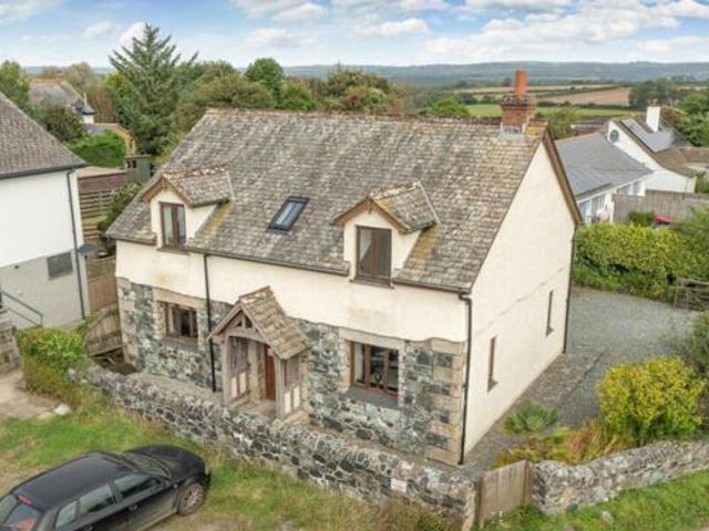 House for sale in Helston, Cornwall
