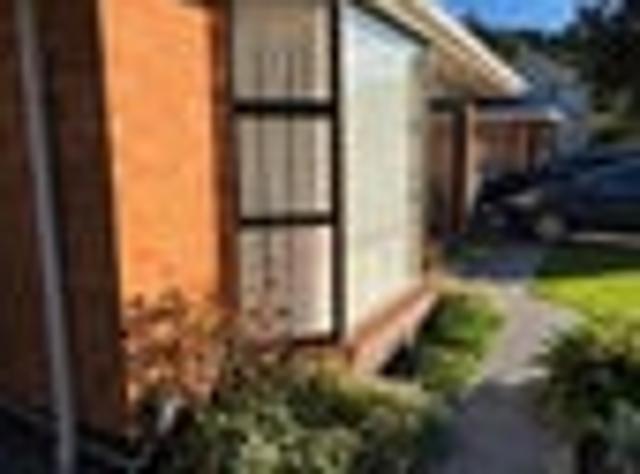 House for rent in Chaslands, Canterbury
