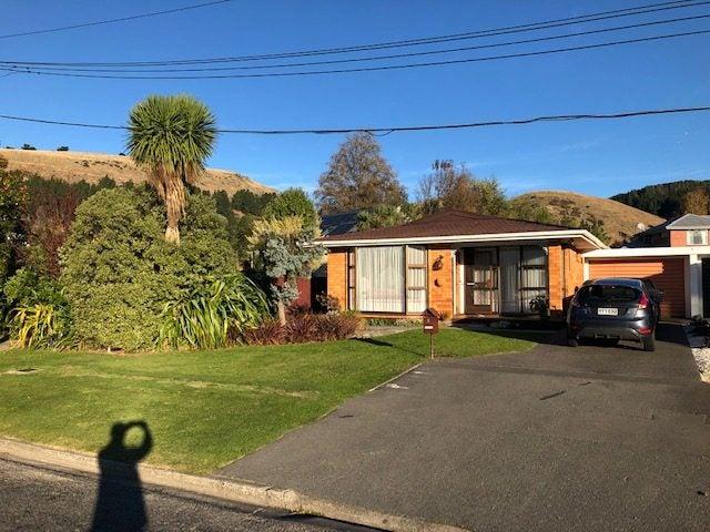 House for rent in Chaslands, Canterbury