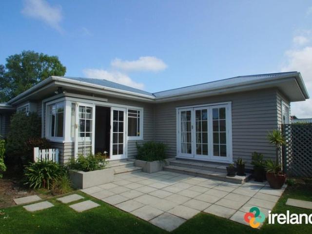 House for rent in Chaslands, Canterbury