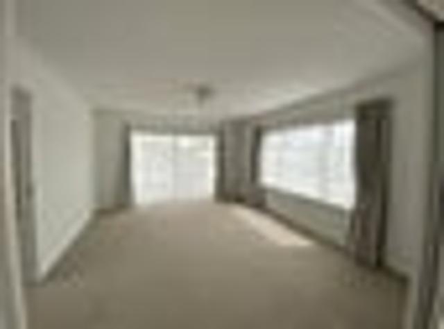 Apartment for rent in Chaslands, Canterbury